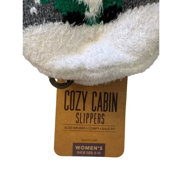 2/$30 NWT Northeast Outfitter 3 Pairs Women's 5-10 Cozy Slippers Gripper Dots - Picture 3 of 5